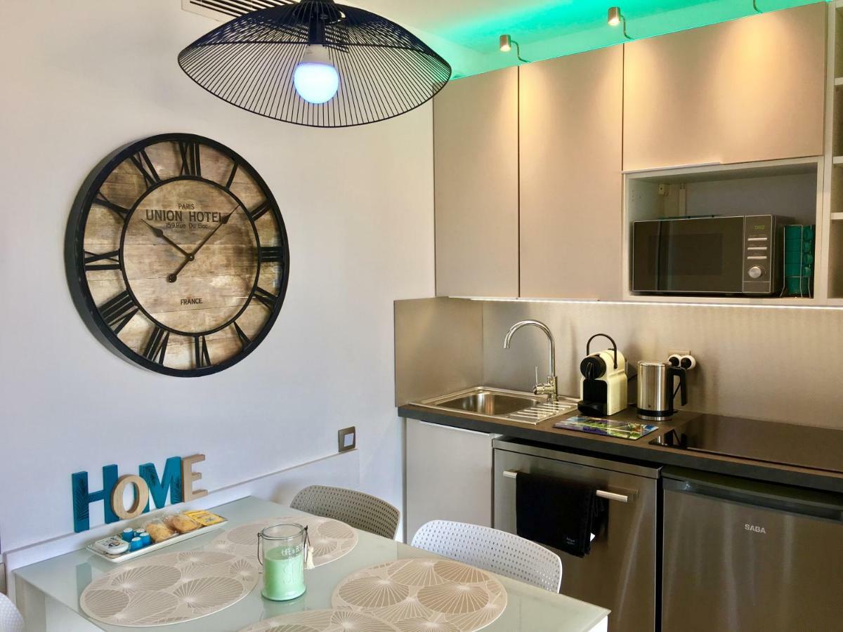 Myhome Riviera - Cannes Sea View Apartment Rentals Buitenkant foto